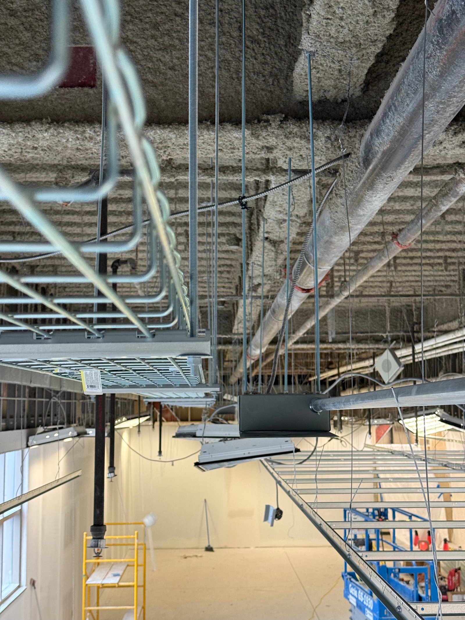 Tray & Conduit installation